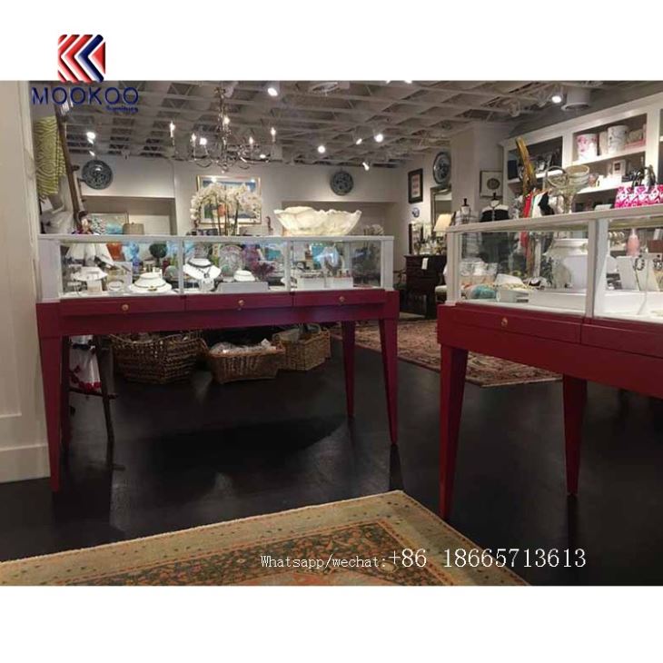 Counter Jewelery Shop