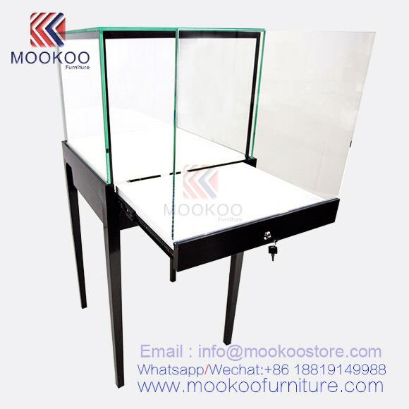 ארון התכשיטים של מגדל הראווה