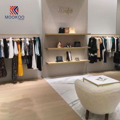 הצג מדף אולם תצוגה של בגד