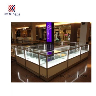 קיוסק תכשיטים בסגנון מודרני