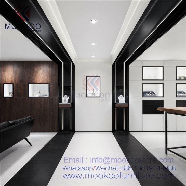 Full Glass Jewelry Stand